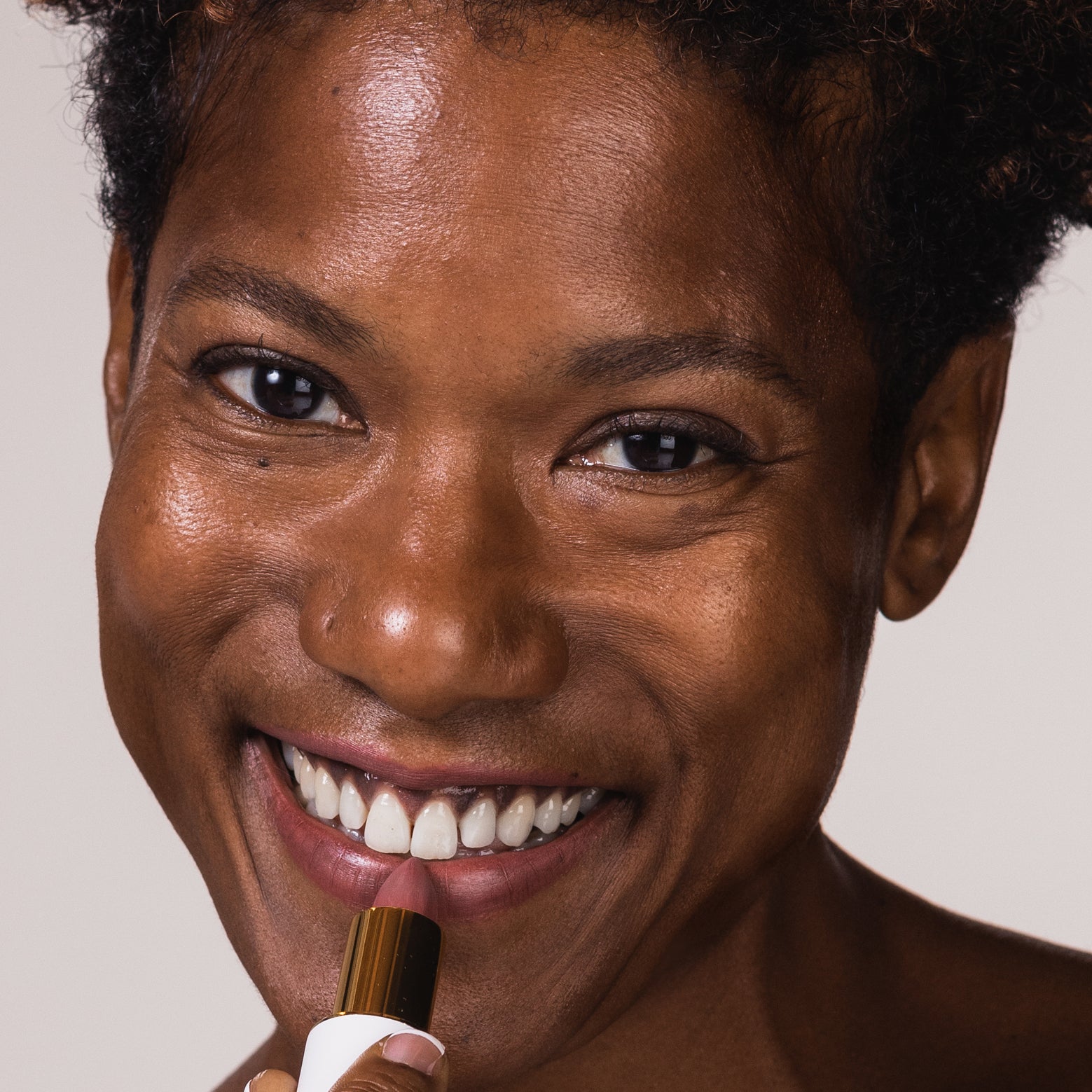 Full Bloom Sculpted Lipstick - Image 35